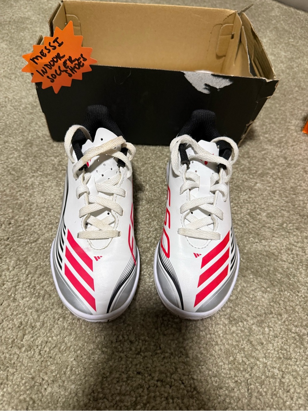 MESSI Adidas White Indoor Soccer Shoes with Red & Black Accents - Picture 3 of 9